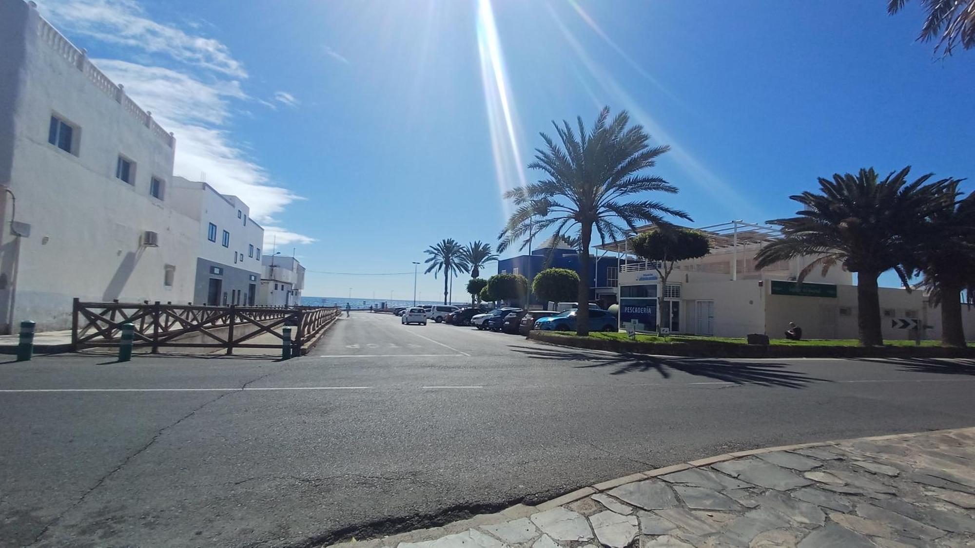 Modern House With 2 Bedrooms Near The Beach Castillo del Romeral Extérieur photo